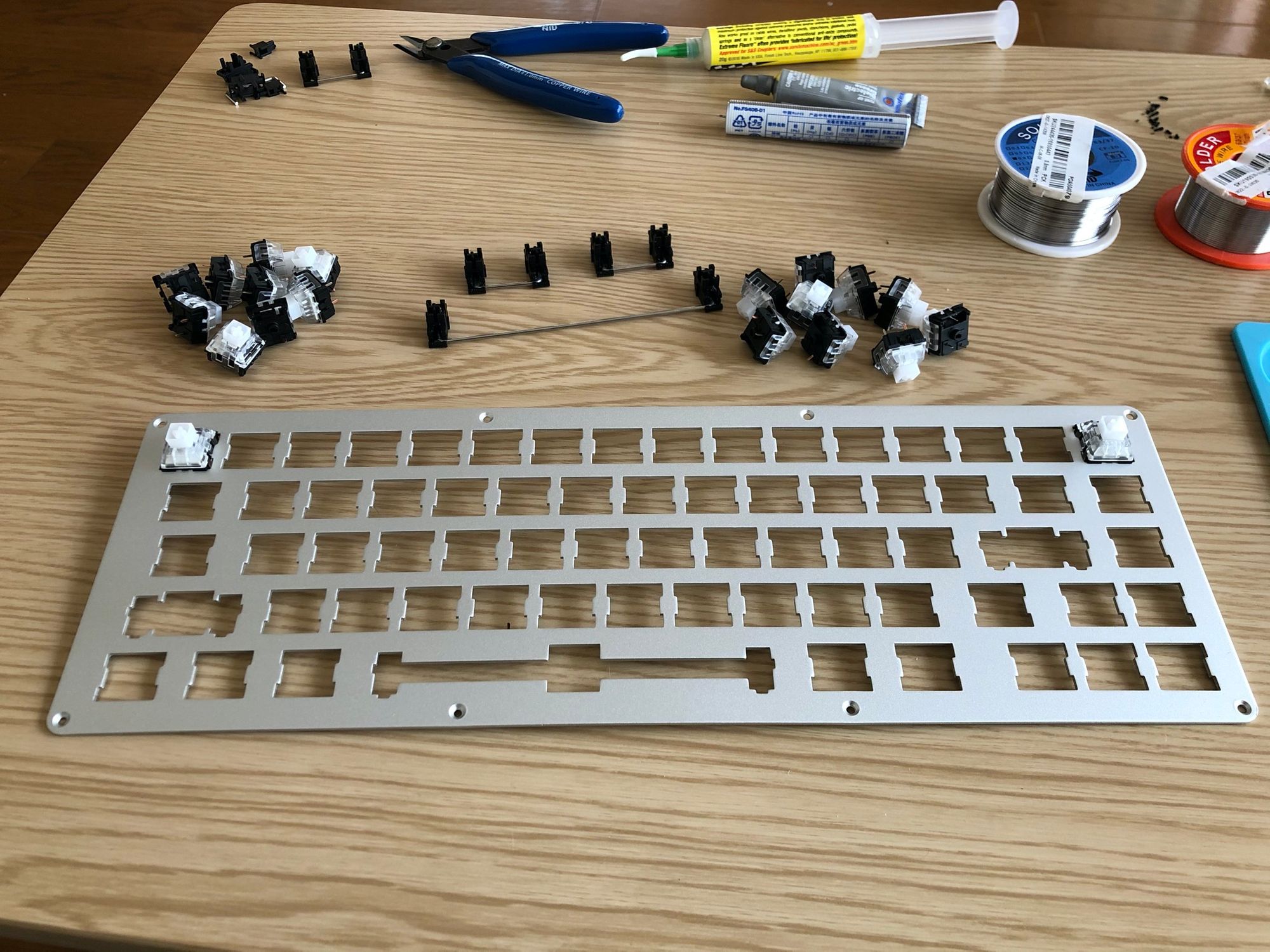 Gallery: building my own mechanical keyboard