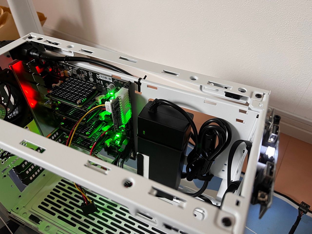 Gallery: building my own home server